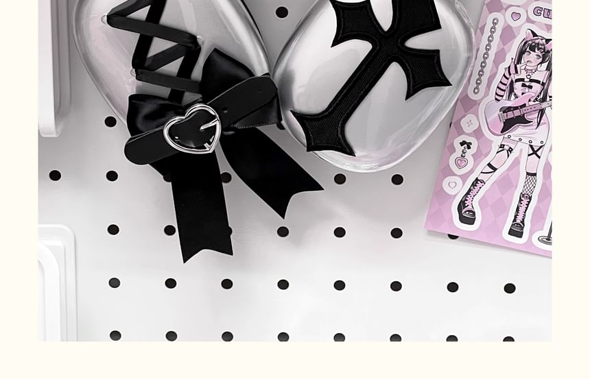 Cross Ribbon AirPods Max Earphone Case Skin