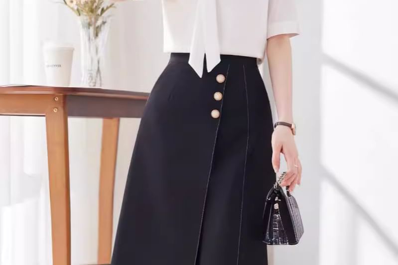 V-Neck Short Sleeve Blouse with A-Line Skirt Outfit
