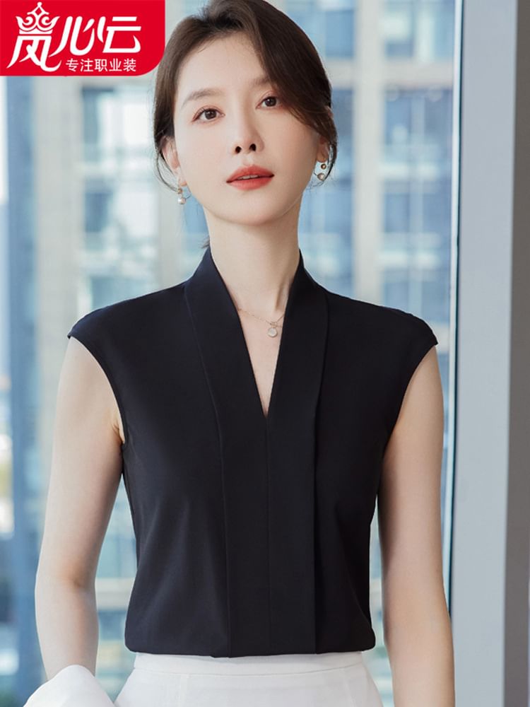 V-Neck Sleeveless Top with Pencil Skirt and Capri Trousers