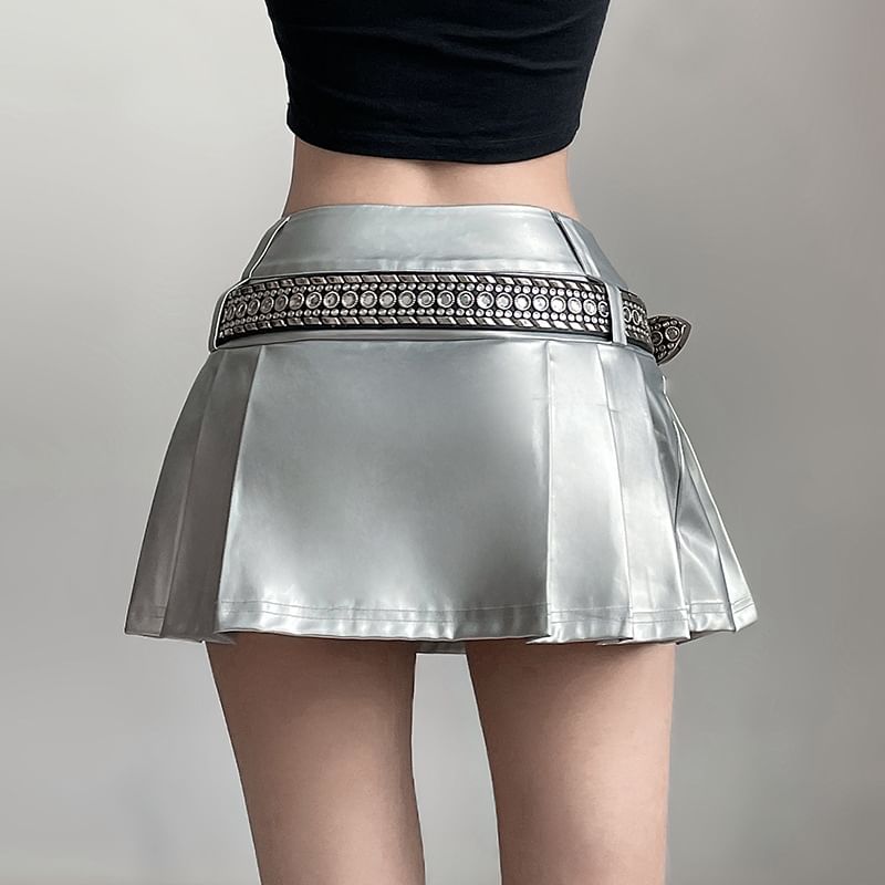 Classic Pleated Mini Skirt with Mid Waist and A-Line Silhouette