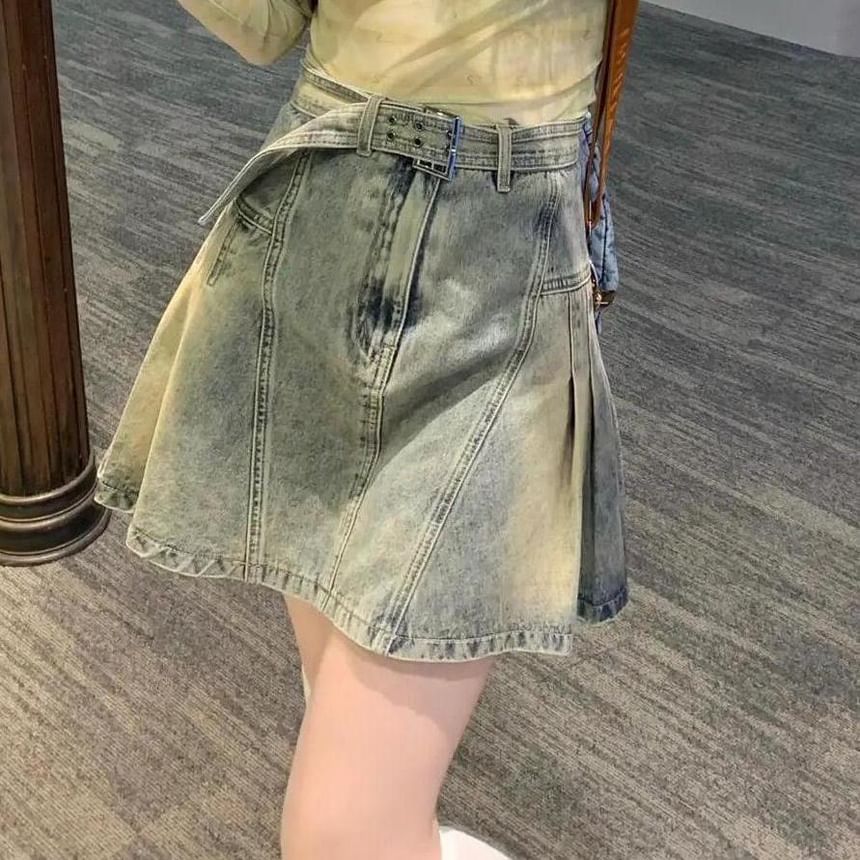 Slouchy Waist Vintage Jean Mini Skater Skirt