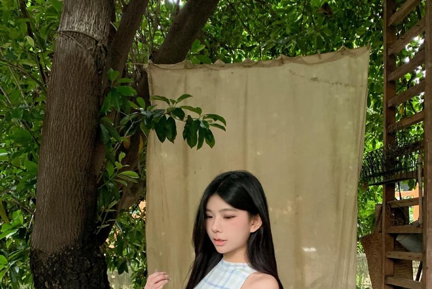 Checkered Halter Crop Top Paired with Classic Mini Flared Skirt