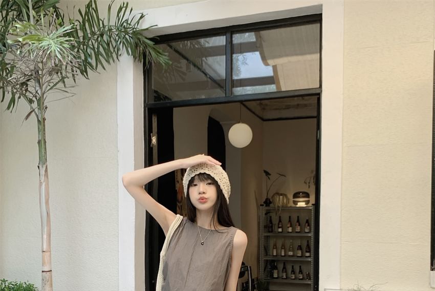 Round Neck Sleeveless Tee with Maxi A-Line Skirt