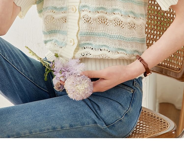 Short Sleeve Striped V-Neck Knit Top