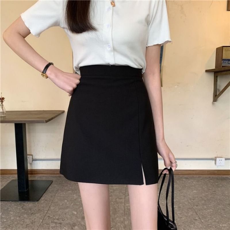 Classic Solid A-Line Mini Skirt with High Waist