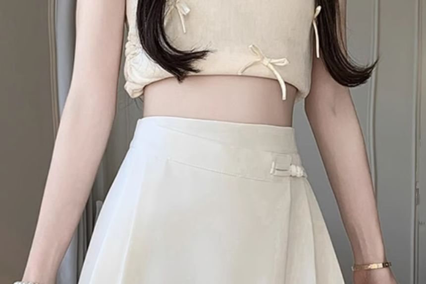 Pleated Solid A-Line Mini Skirt with High Rise