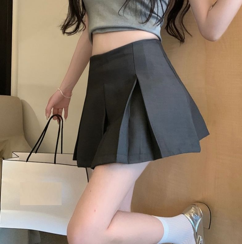 Accordion Pleated Mini Flared Skirt with Low Waist