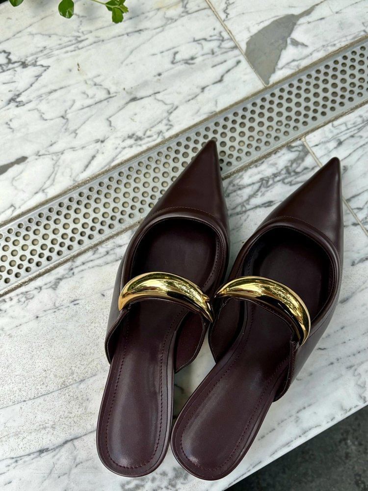 Chunky Heel Pointed Toe Metal Accent Faux Leather Mules