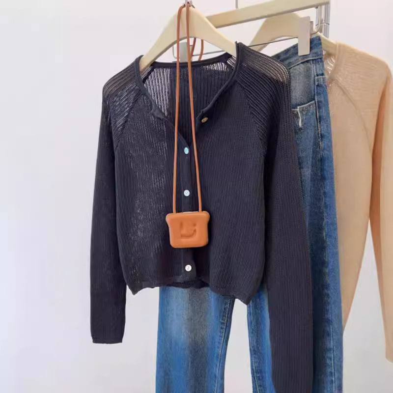 Long Sleeve Crew Neck Cropped Knit Cardigan