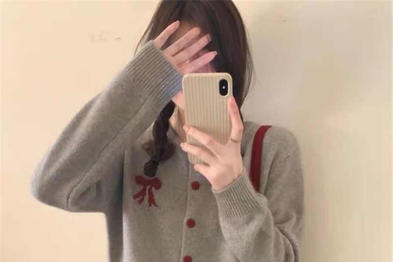Bow Print Round Neck Cardigan