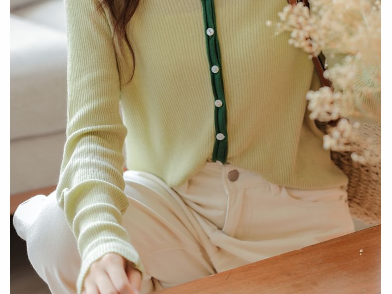 Notch Neck Contrast Trim Ribbed Button-Front Sweater