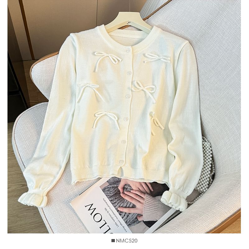 Bow-Embellished Crew Neck Sweater in 5 Shades