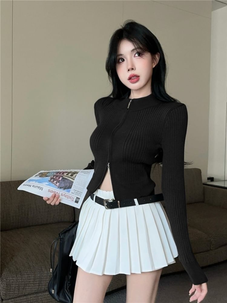 Mock Neck Solid Ribbed Zip Front Cropped Sweater