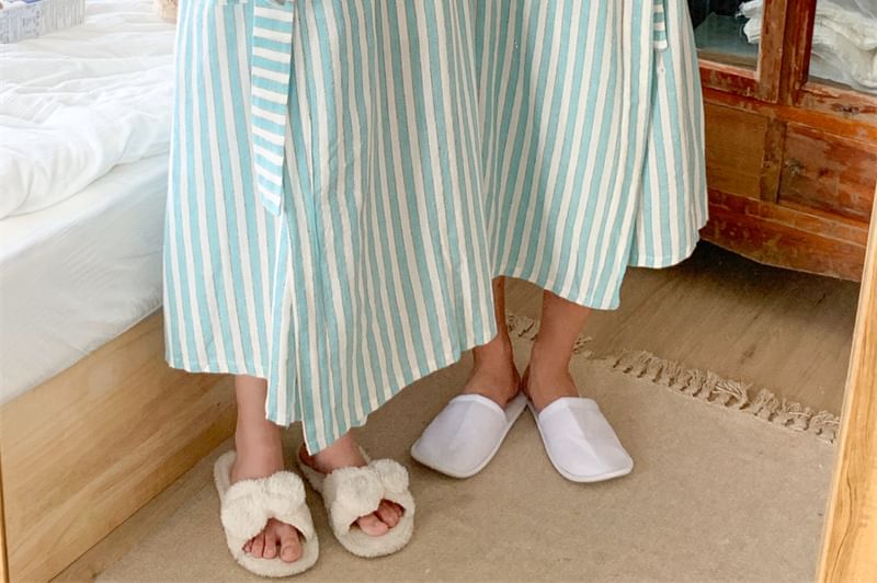 Couple Matching V-Neck Striped Tie Front Robe