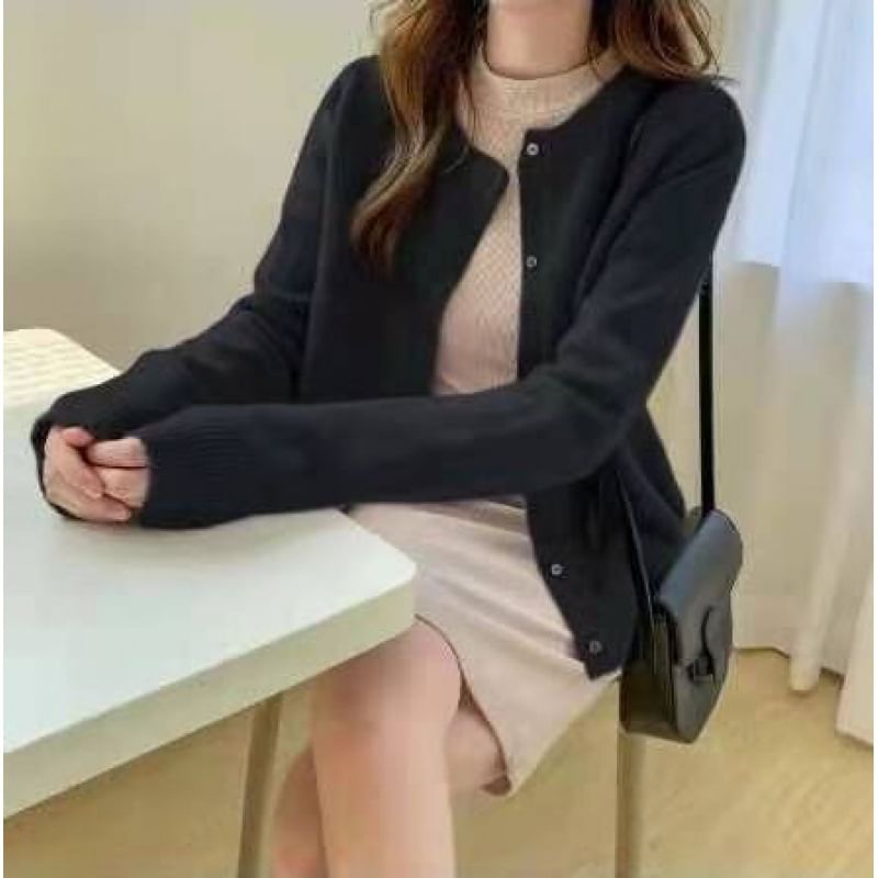 Crew Neck Solid Button-Up Knit Jacket