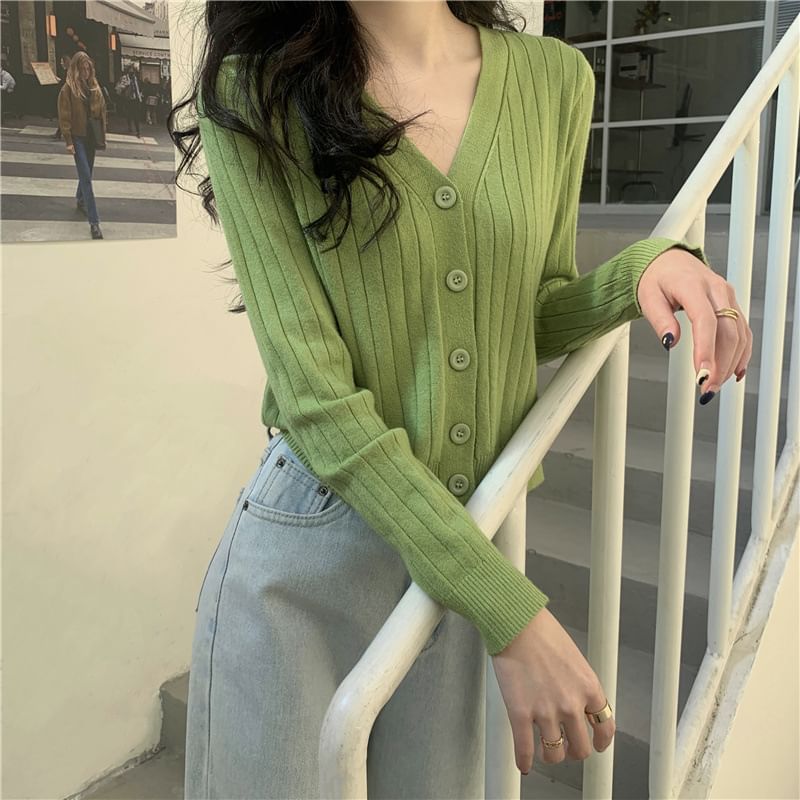 V-Neck Solid Button-Up Cropped Knit Jacket