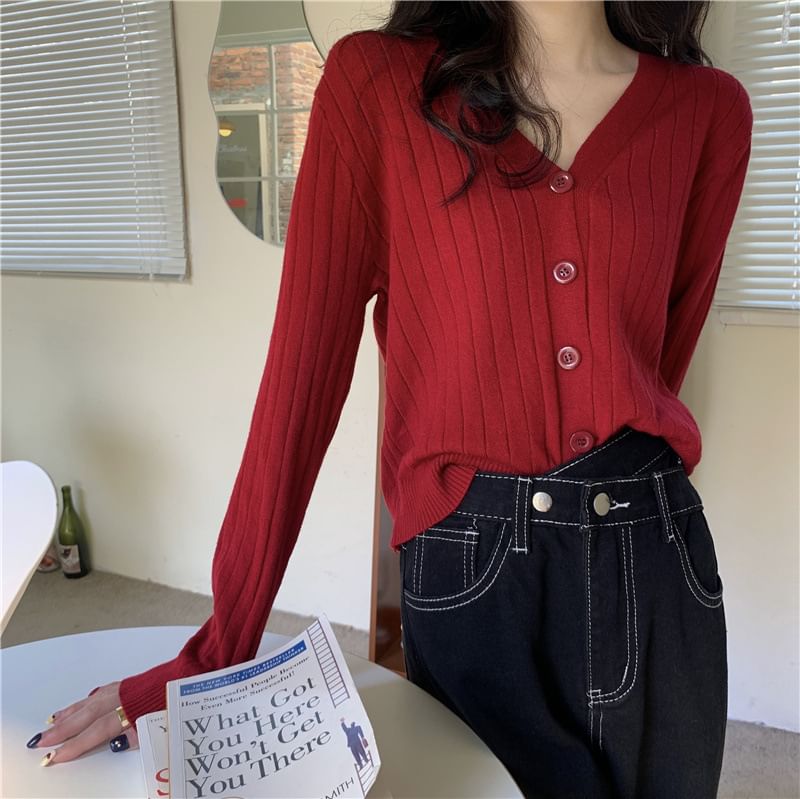 V-Neck Solid Button-Up Cropped Knit Jacket