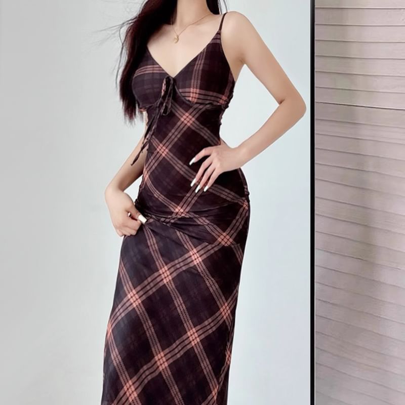 V-Neck Spaghetti Strap Plaid Bodycon Maxi Dress