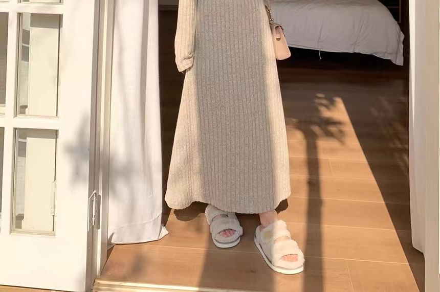 Buttoned Knit Long-Sleeve A-Line Maxi Gown