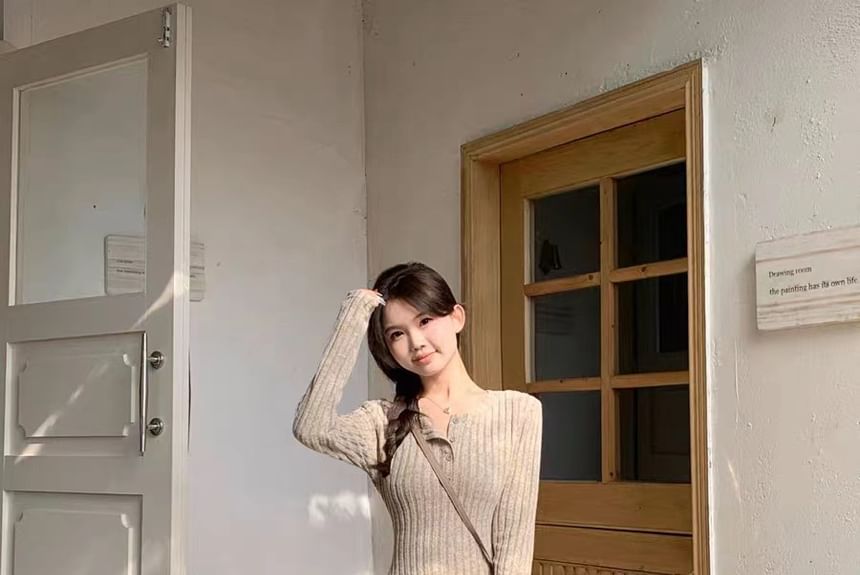 Buttoned Knit Long-Sleeve A-Line Maxi Gown