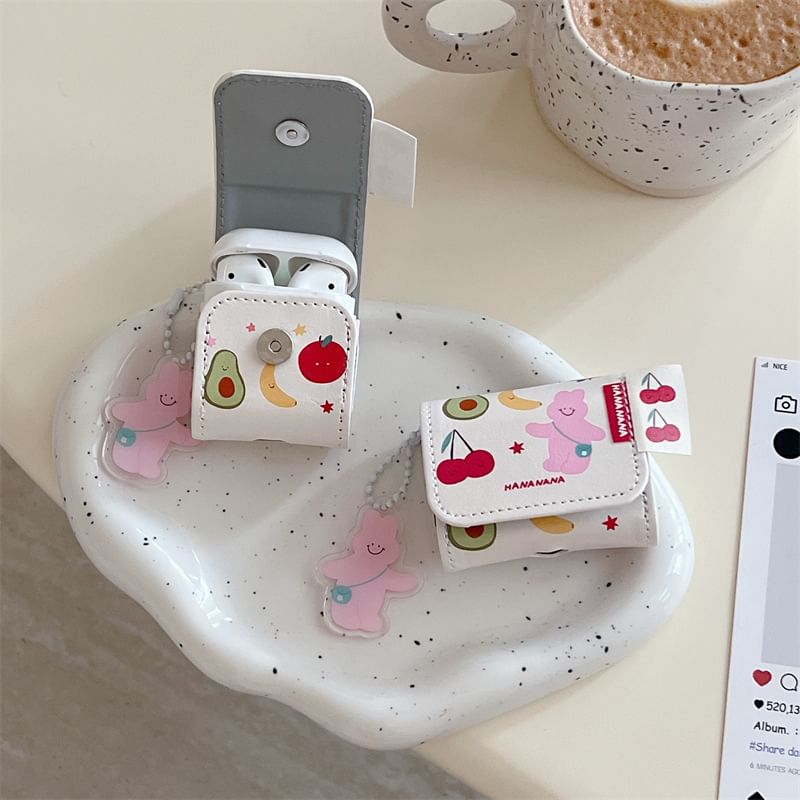 Rabbit AirPods / Pro Earphone Case Skin