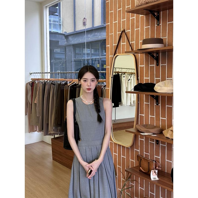 Crew Neck Sleeveless Maxi A-Line Dress