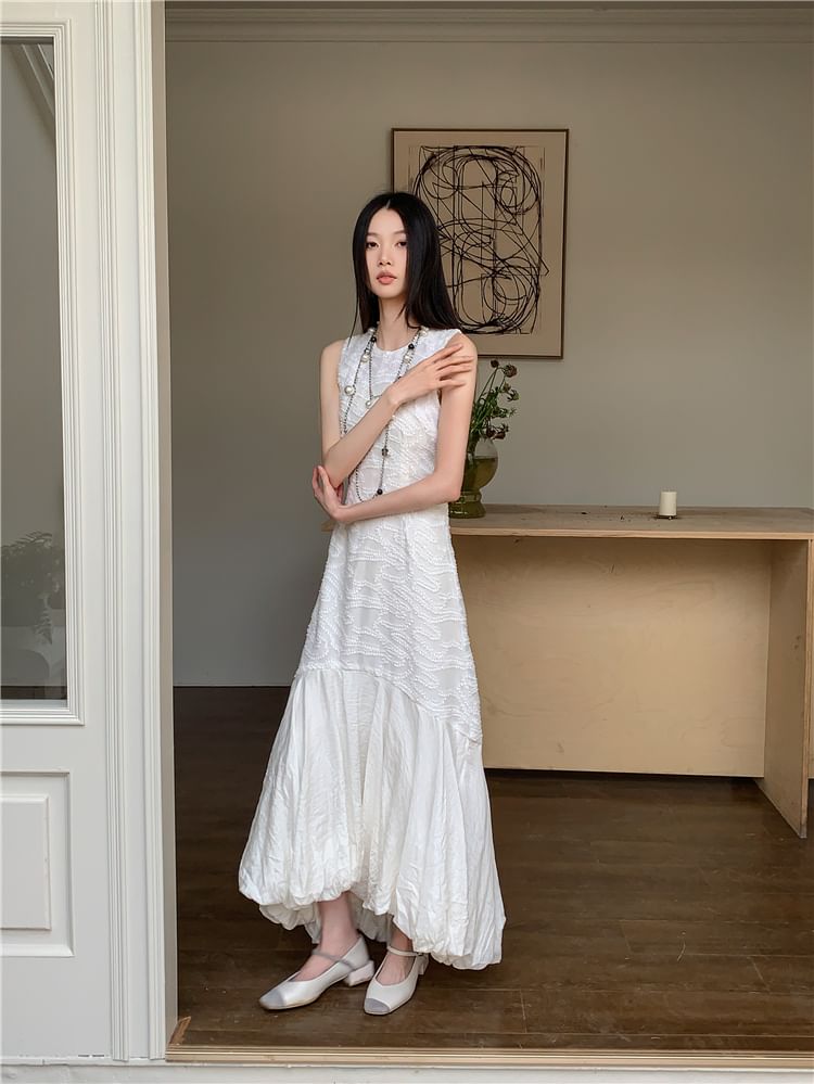 Crewneck Lace Sleeveless Mermaid Maxi Gown