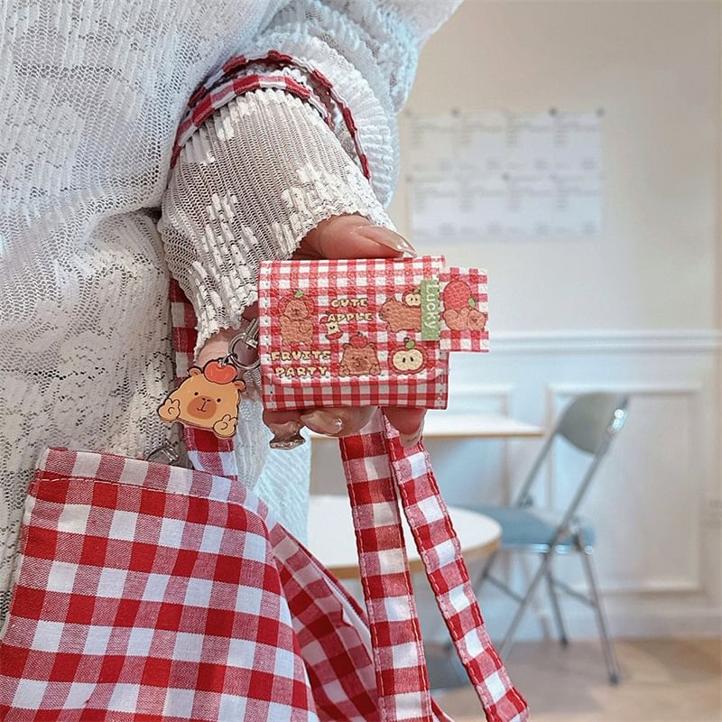 Capybara Charm AirPods / Pro Earphone Case Skin