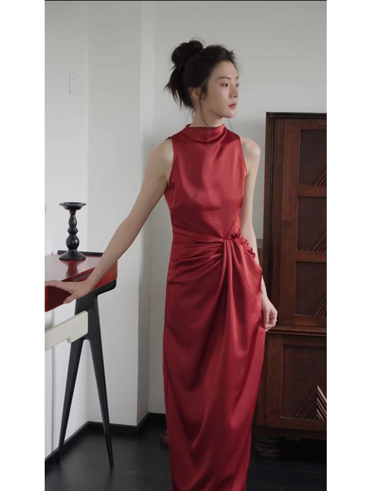Mock Neck Sleeveless Ruched Bodycon Maxi Dress