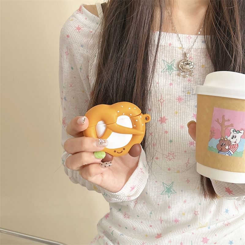 Pretzel AirPods / Pro Earphone Case Skin