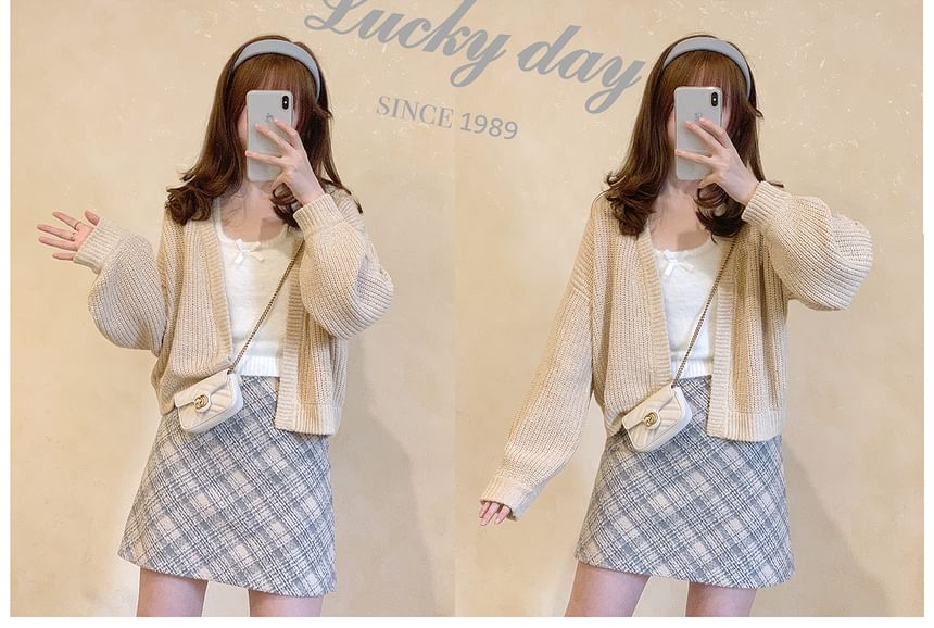 Long Sleeve V-Neck Open Front Knit Cardigan
