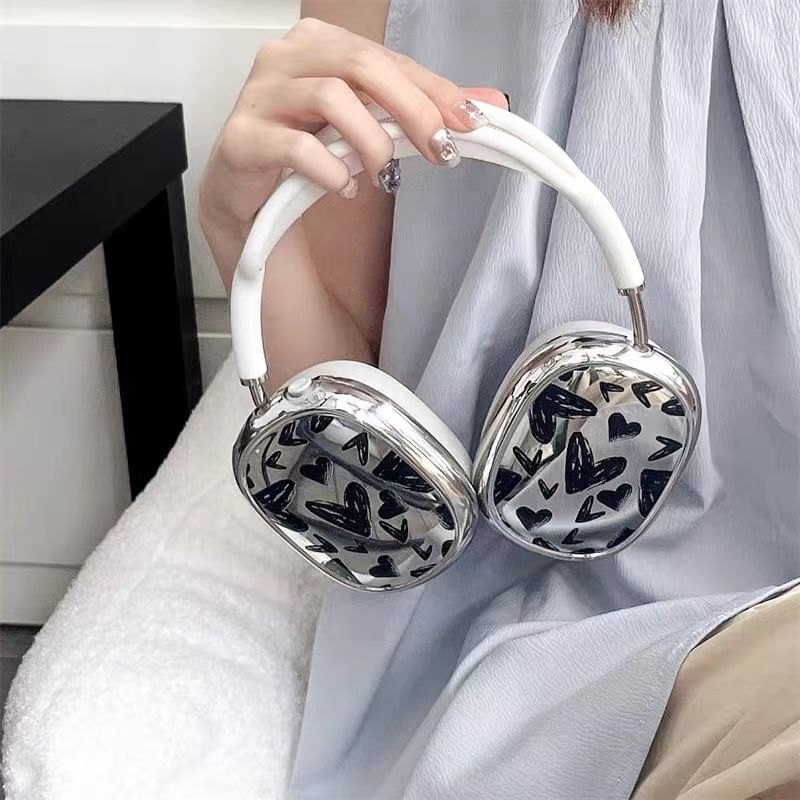Heart AirPods Max Earphone Case Skin
