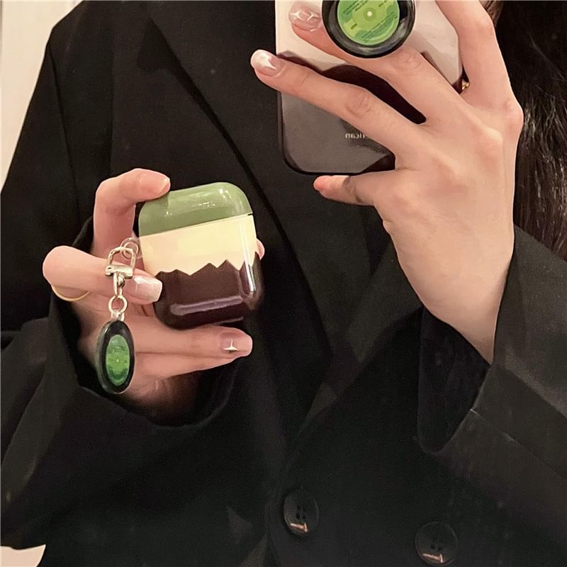 Striped AirPods / Pro Earphone Case Skin