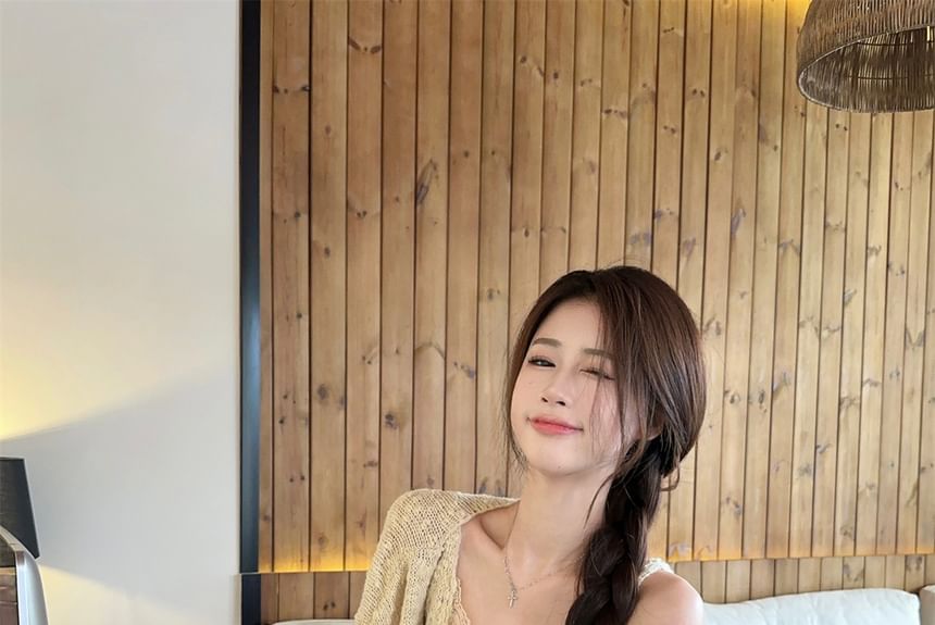 V-Neck Solid Panel Lace Knit Cami Set