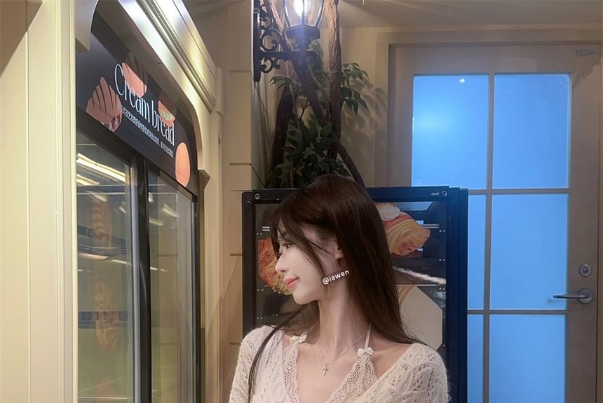 Bow-Adorned Halter Neck Blouse with Lace Detailing