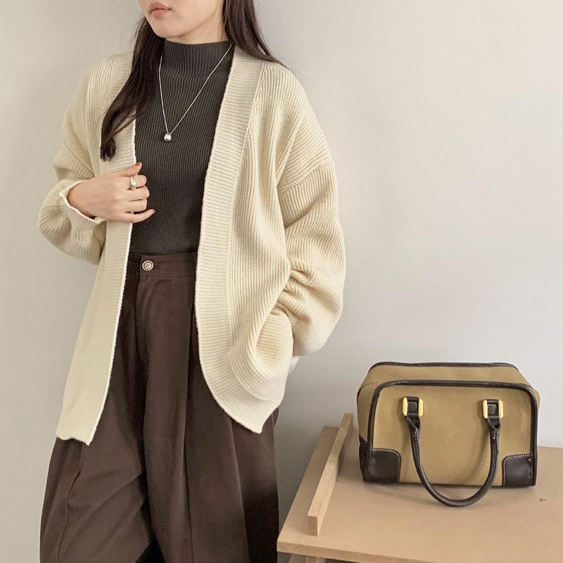 V-Neck Basic Cardigan