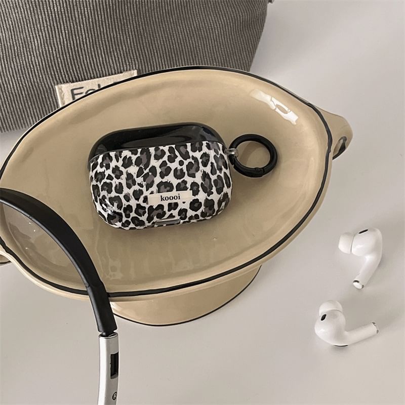Leopard Print AirPods / Pro Earphone Case Skin