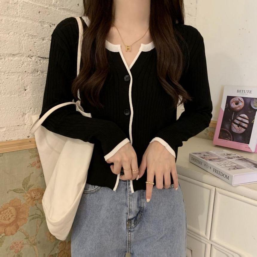 Notch Neck Solid Contrast Trim Ribbed Cardigan