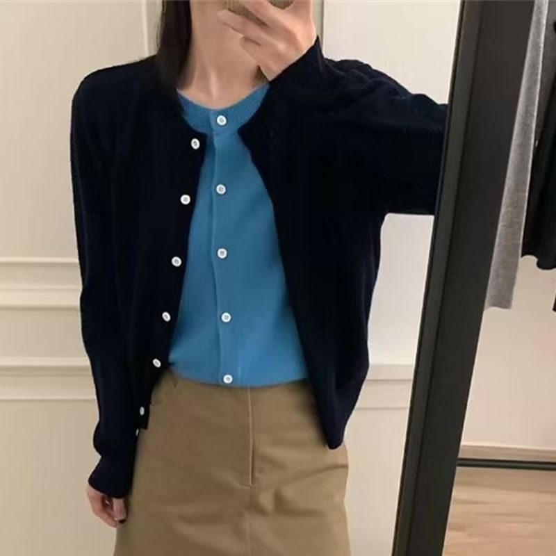 Crewneck Two Tone Cardigan