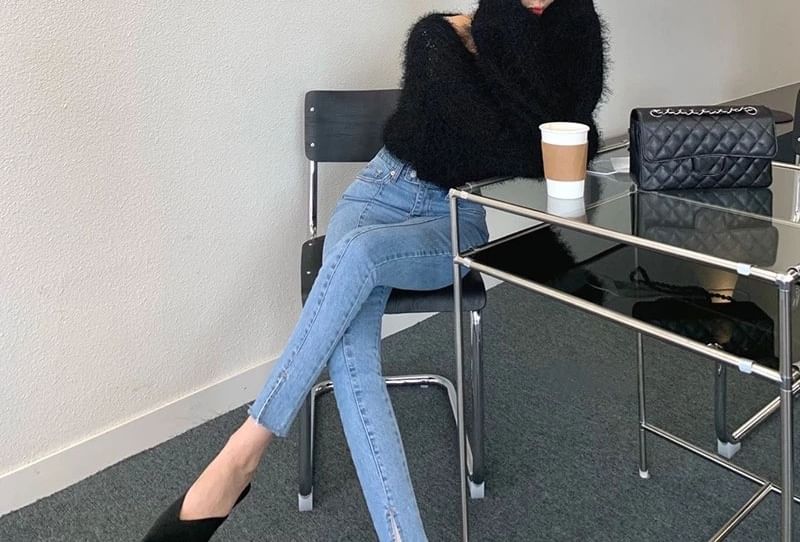 Cropped V-Neck Plain Cardigan