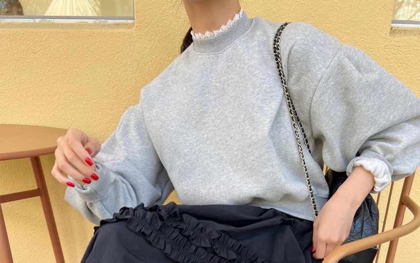 Lace Trim Sweatshirt with Frill Maxi A-Line Skirt
