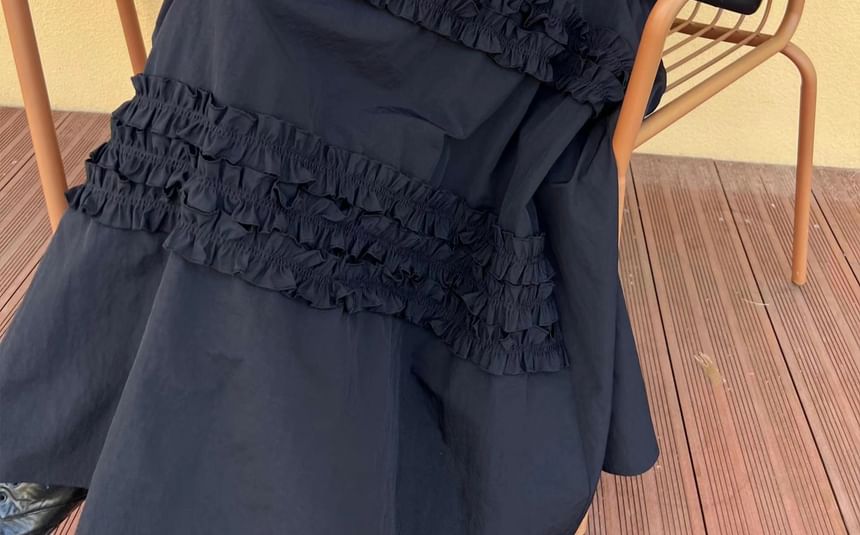 Lace Trim Sweatshirt with Frill Maxi A-Line Skirt