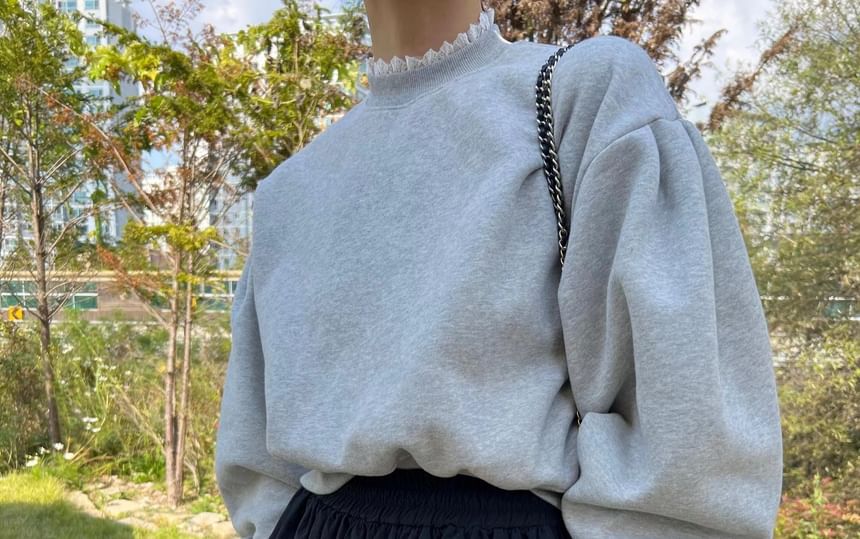 Lace Trim Sweatshirt with Frill Maxi A-Line Skirt