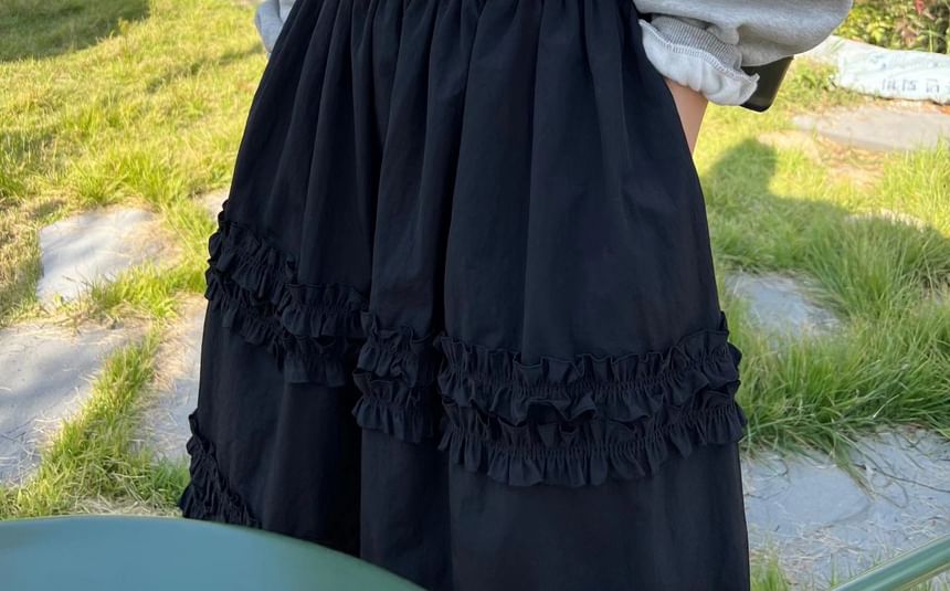 Lace Trim Sweatshirt with Frill Maxi A-Line Skirt