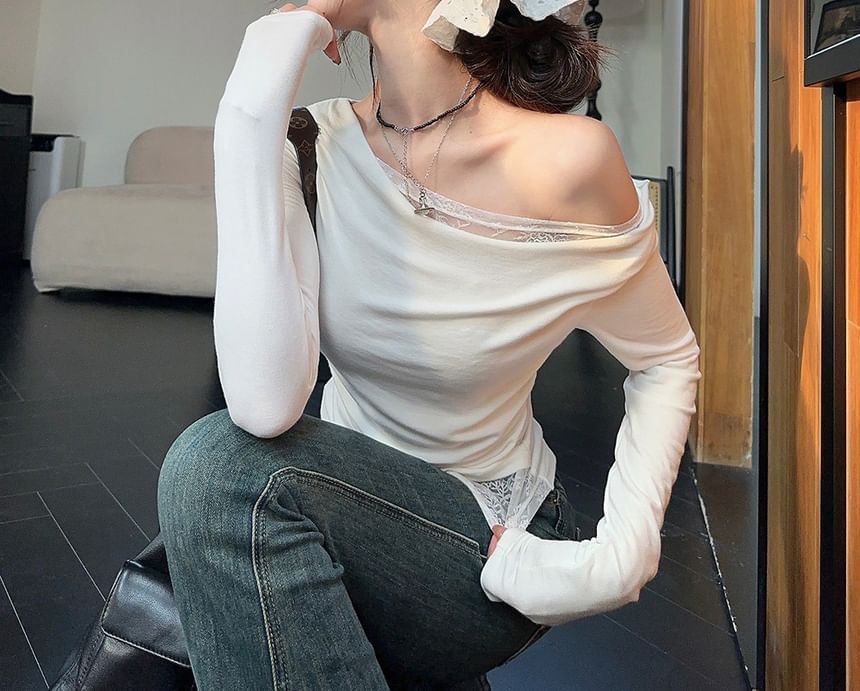 One-Shoulder Asymmetrical Lace Panel Top