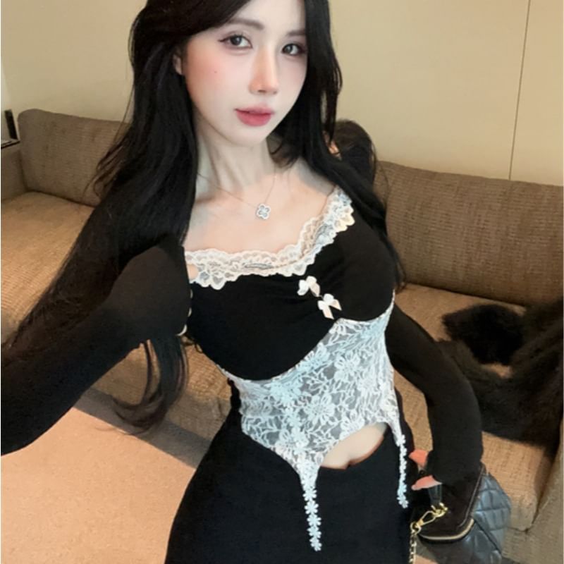 Square Neck Bowknot Lace Panel Crop Top