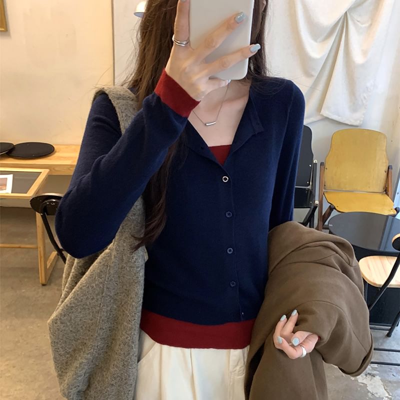 Round Neck Cropped Two Piece Style Cardigan