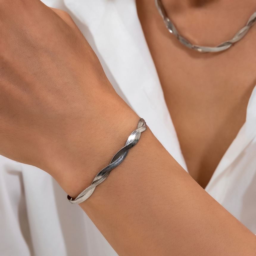 Set Helical Alloy Necklace Bracelet