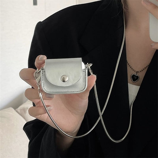 Faux Leather Lanyard AirPods / Pro Earphone Case Skin