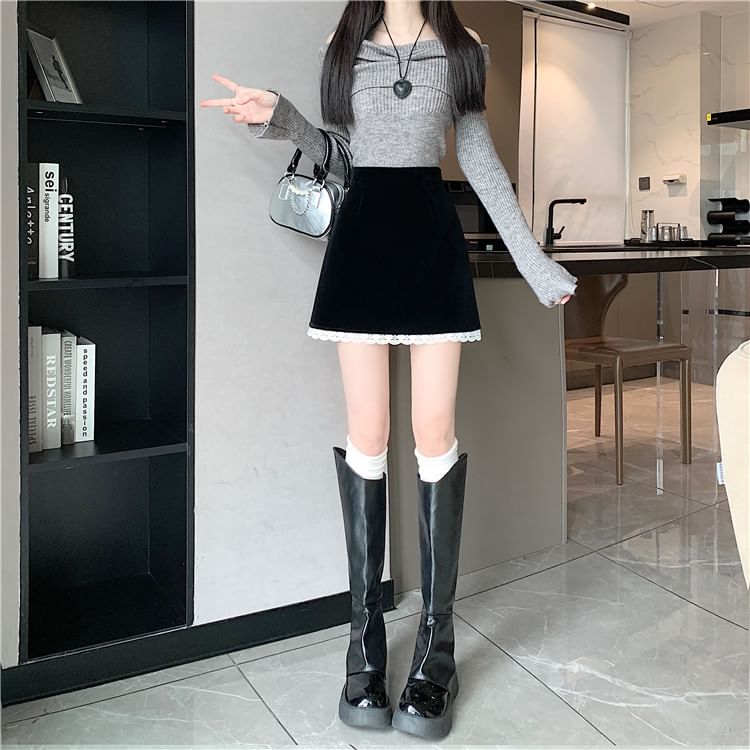 Velvet Mini A-Line Skirt with Contrast Lace Trim